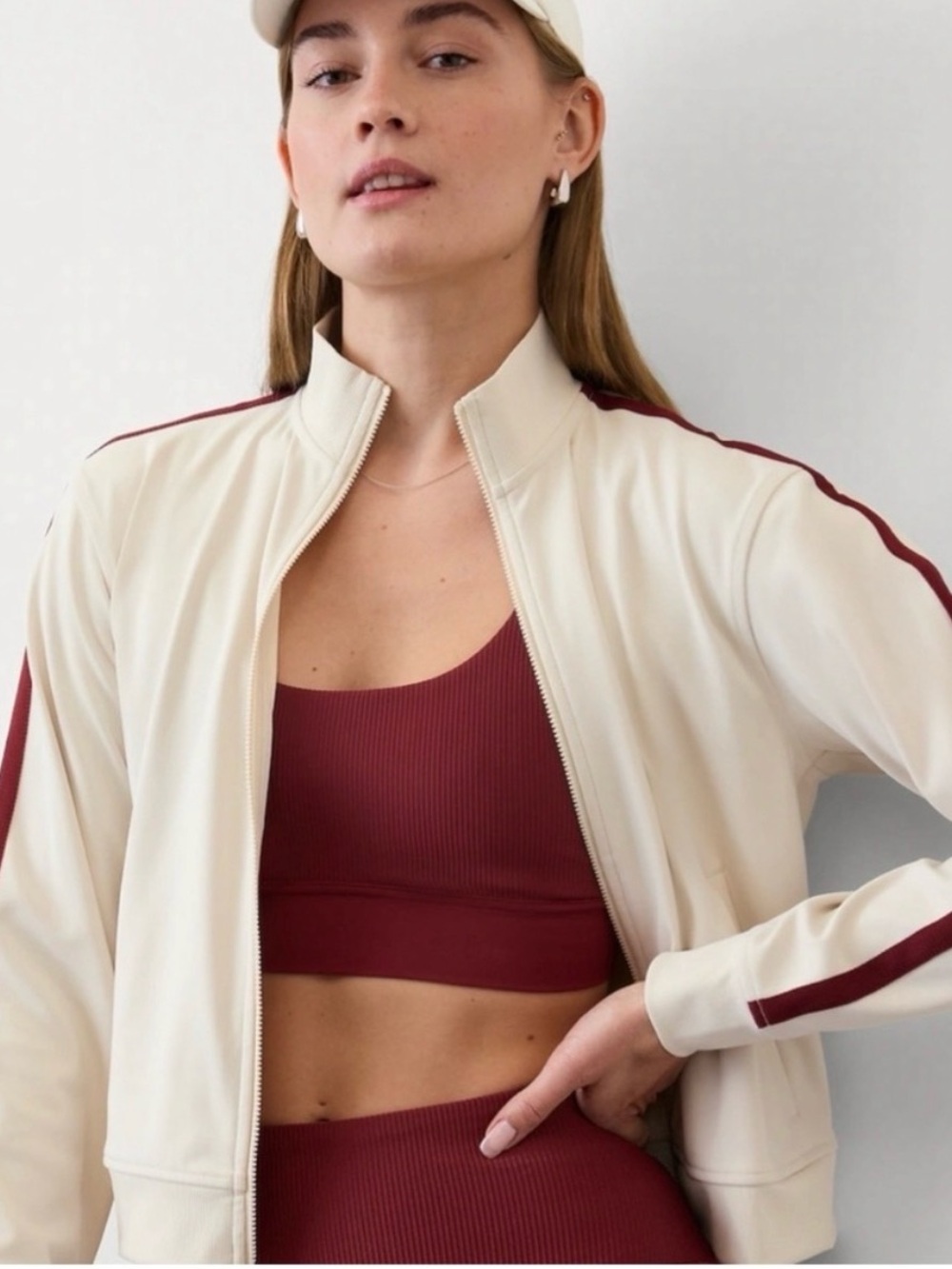 Athleta Cream Finish Line Lightweight Jacket